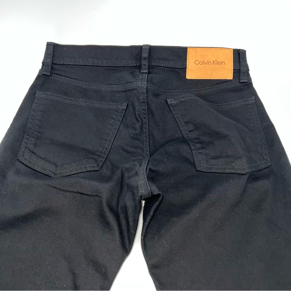 Calvin Klein Men's Black Slim Straight Fit Denim Jeans w/Stretch W28 X L30 - Picture 4 of 14